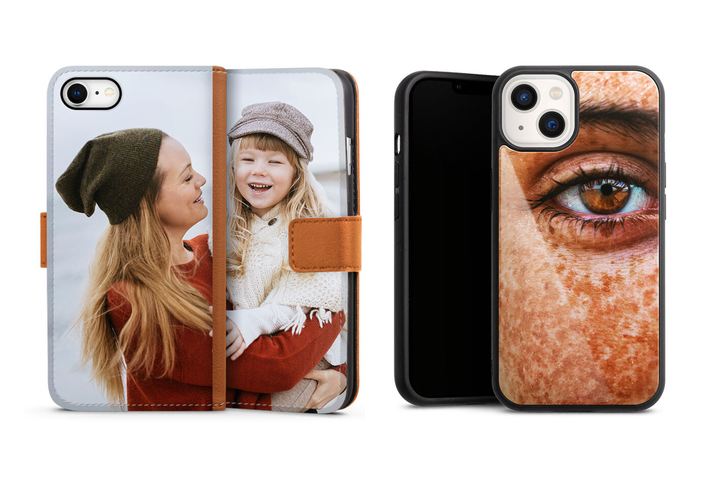 Due custodie per cellulare con foto personali; a sinistra una custodia con ragazze con cappelli, a destra una con un occhio.