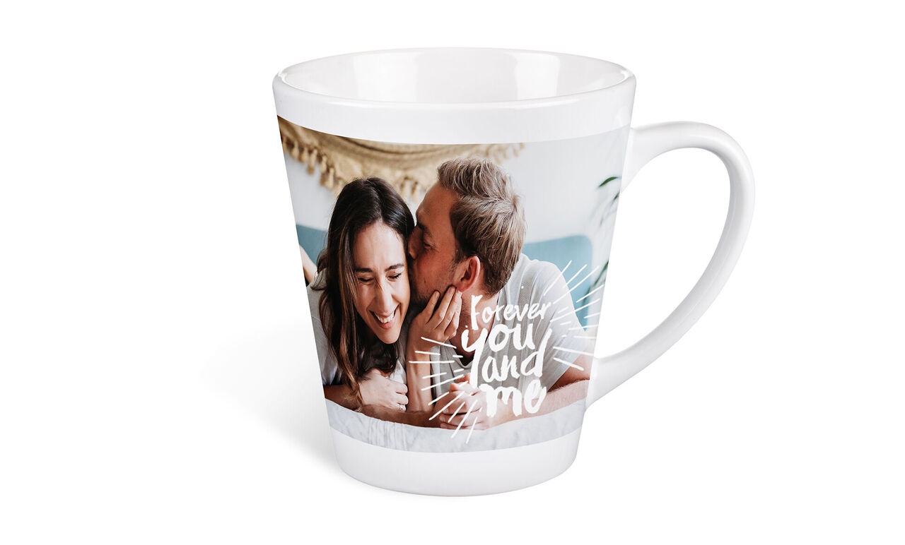 Tazza con motivo dolce per momenti speciali.